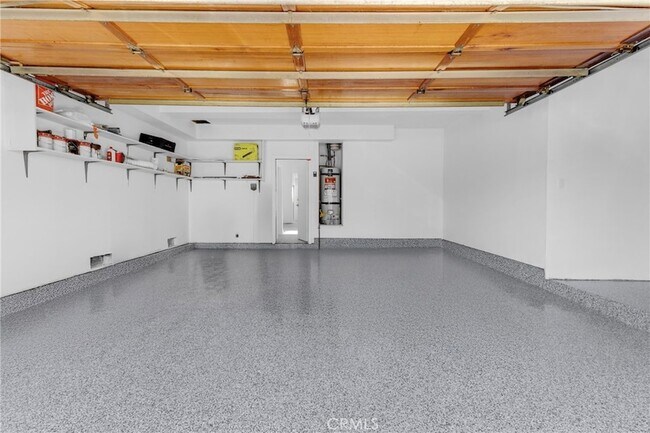 Building Photo - 23234 Valerio St