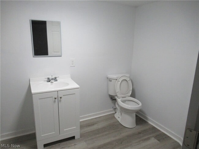 Building Photo - 1811 E 298th St