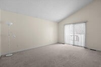 Building Photo - 31112 Columbia Dr