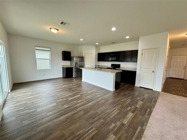 Building Photo - 161 Satsuma Ln