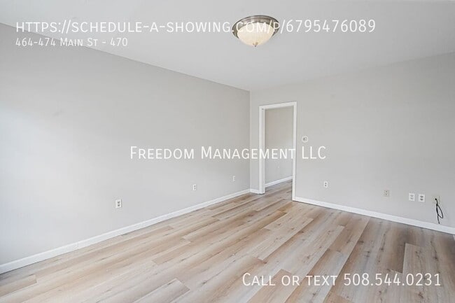 Building Photo - 464-474 Main St-470