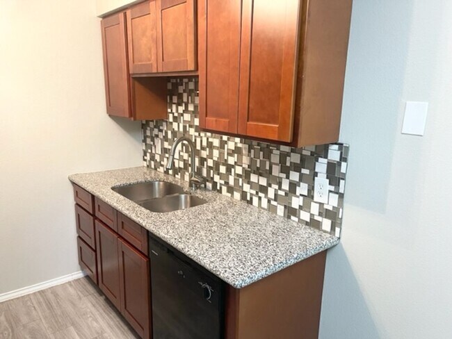 Interior Photo - Berridge 6