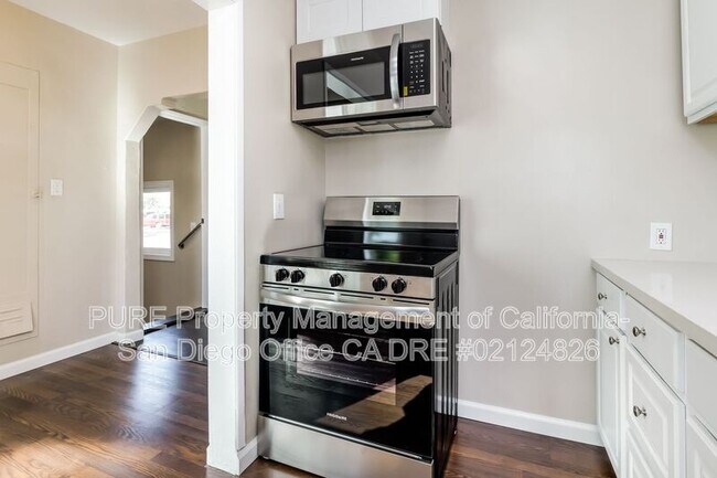 Building Photo - 3201 K St