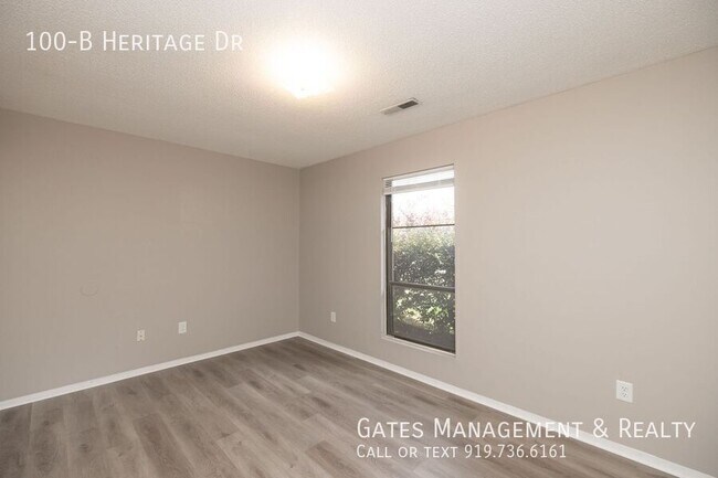 Building Photo - 100-B Heritage Dr-