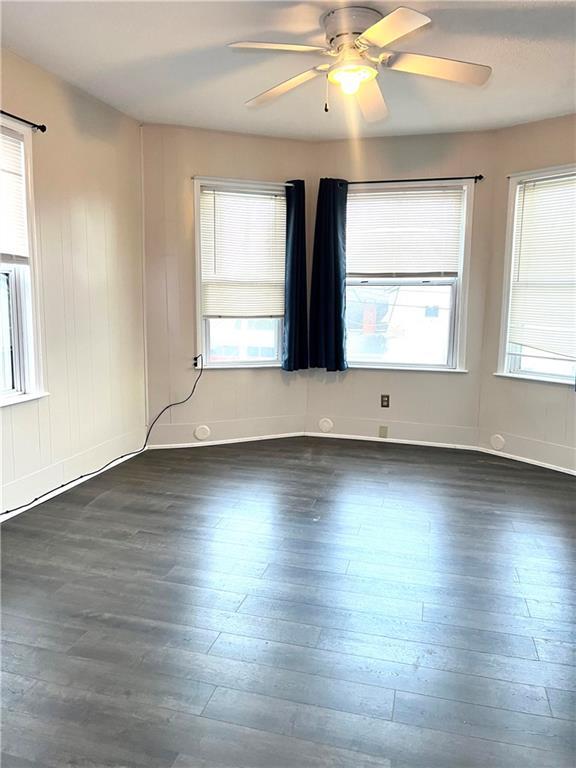 Building Photo - 3 Rowe Ave