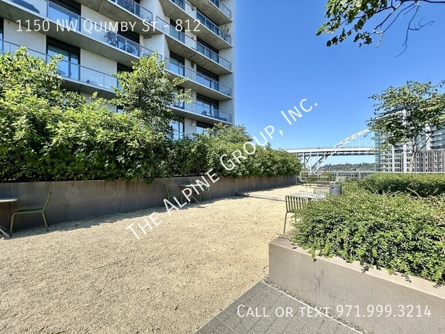 Building Photo - HALF OFF! Vista Condo Available with a View!