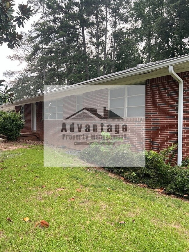 Building Photo - 1618 Patricia Dr