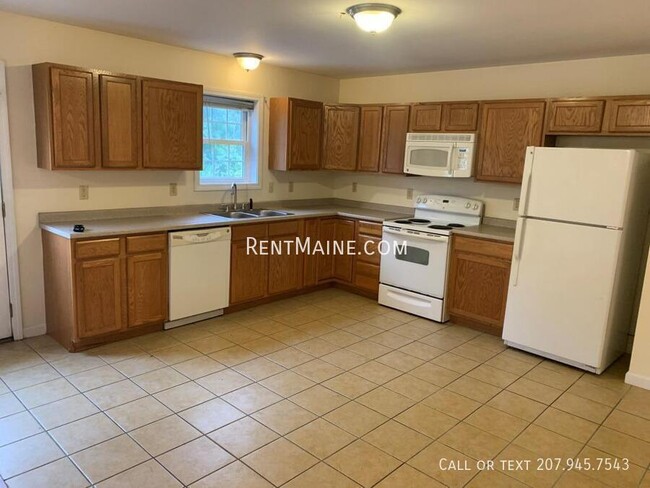 Building Photo - 1841 Hammond St