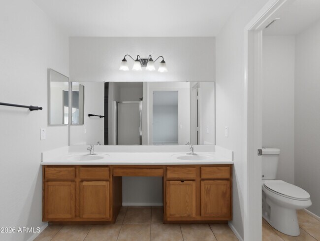 Building Photo - 12353 W Heatherbrae Dr