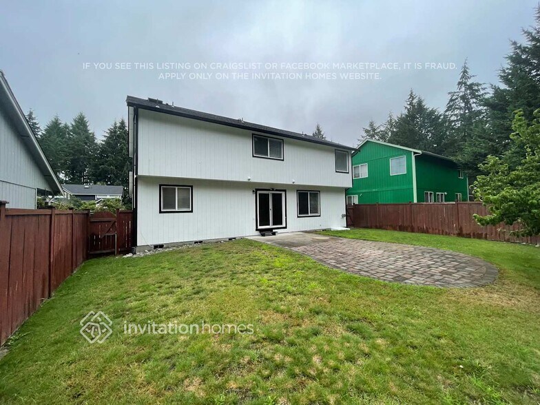 Building Photo - 7929 48th Ave SE