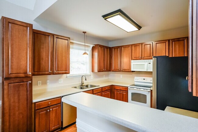 Building Photo - 3612 Willowtree Ln