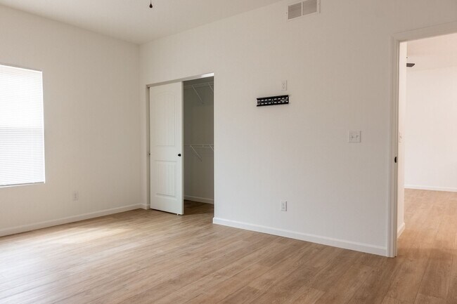 Building Photo - 54 Santo Domingo Dr