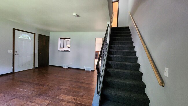Building Photo - 3806 Sunbrook Rd