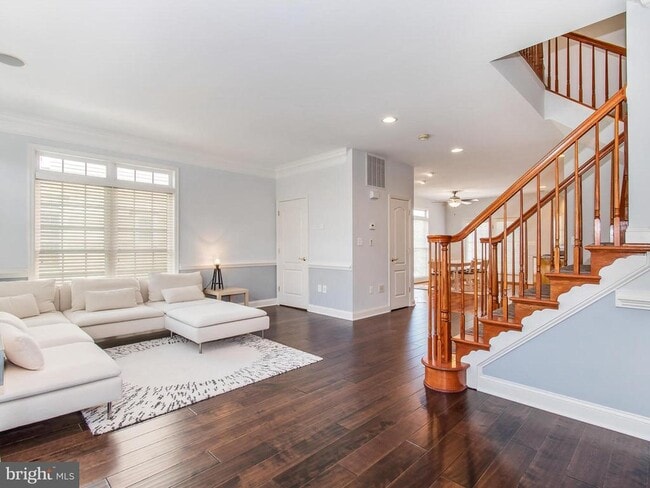 Building Photo - 25813 Mews Terrace