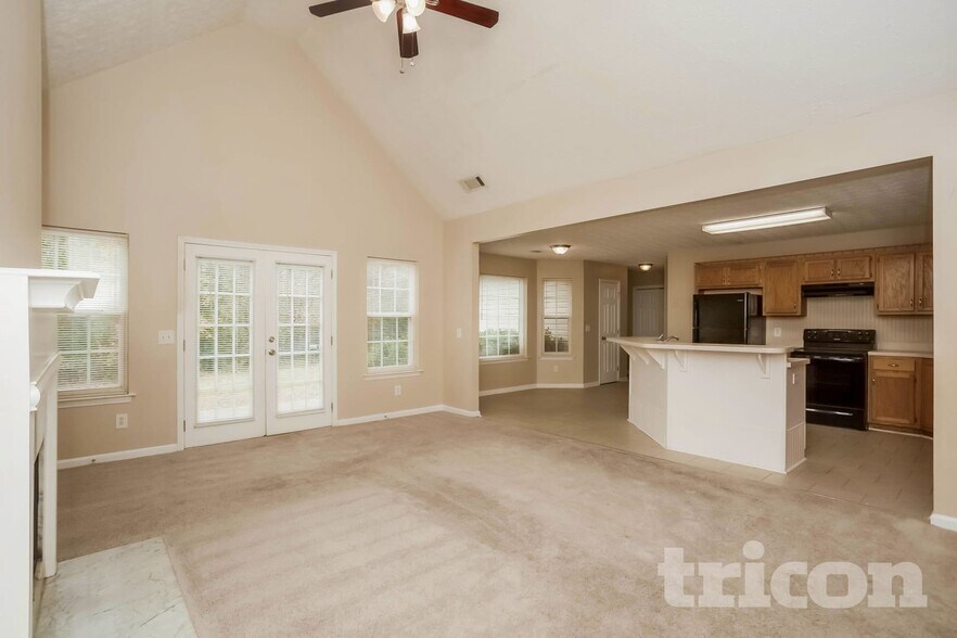 Building Photo - 25 Longcreek Ct