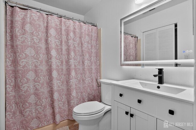 Building Photo - 5208 Ravens Crest Dr