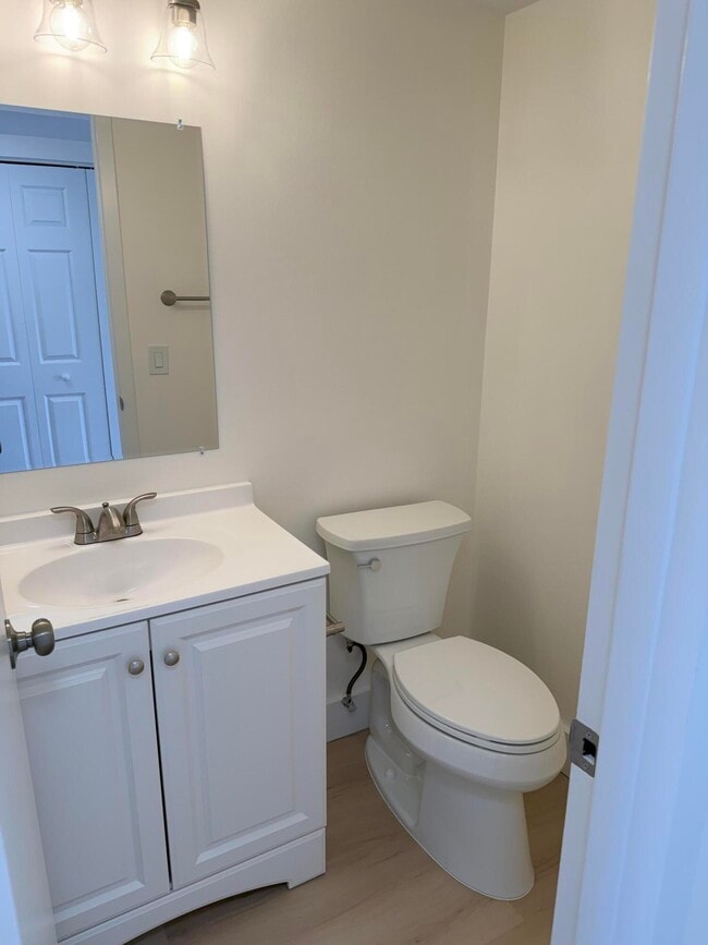 Building Photo - 37 Preston A