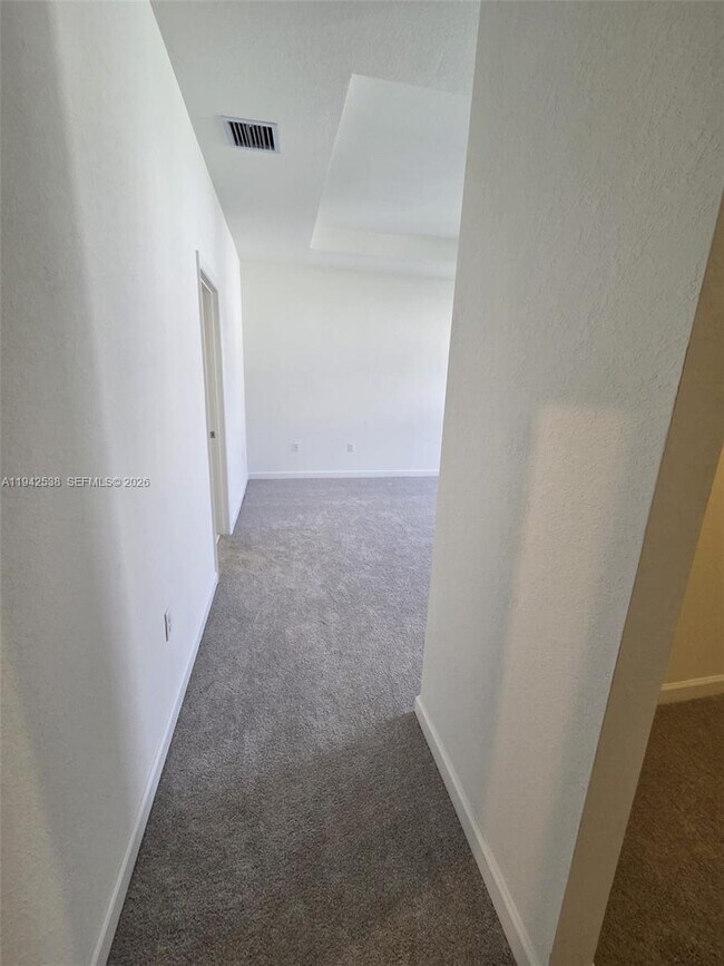 Building Photo - 16303 SW 147th Ave