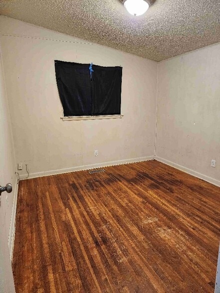 Building Photo - 212 Sierra Madre Dr