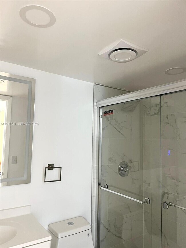 Building Photo - 10773 Cleary Blvd