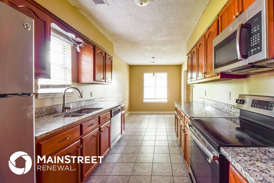 Building Photo - 7411 Paddock Cove