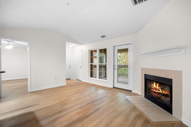 Building Photo - H36/G101