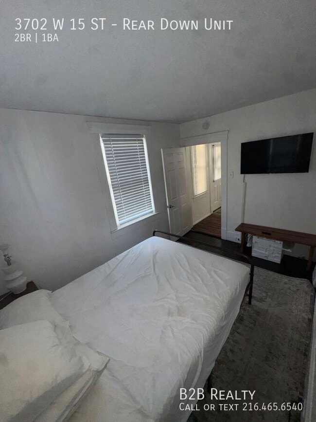 Building Photo - 3702 W 15th St