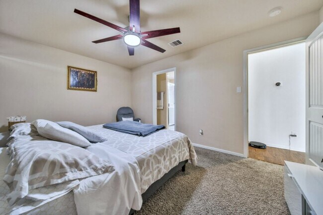 Building Photo - 2919 Iron Range Ct