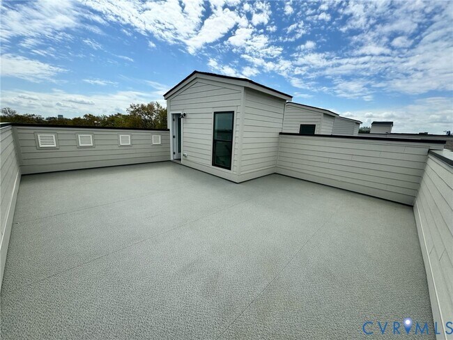 Building Photo - 1512 W Moore St