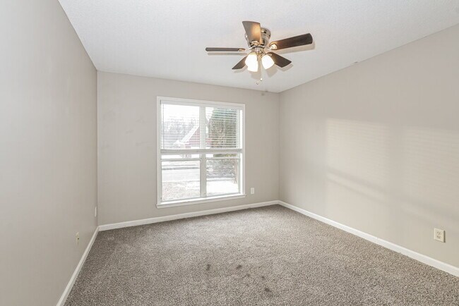 Building Photo - 1456 Albon Dr