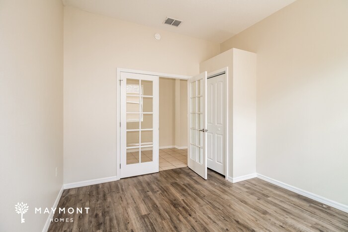 Building Photo - 12805 Ione Way