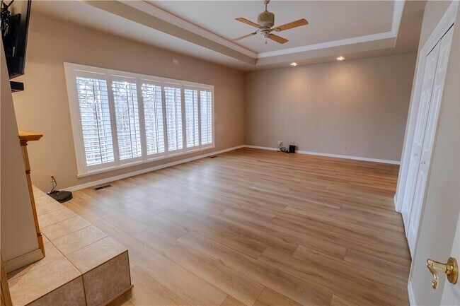 Building Photo - 20781 Low Gap Rd