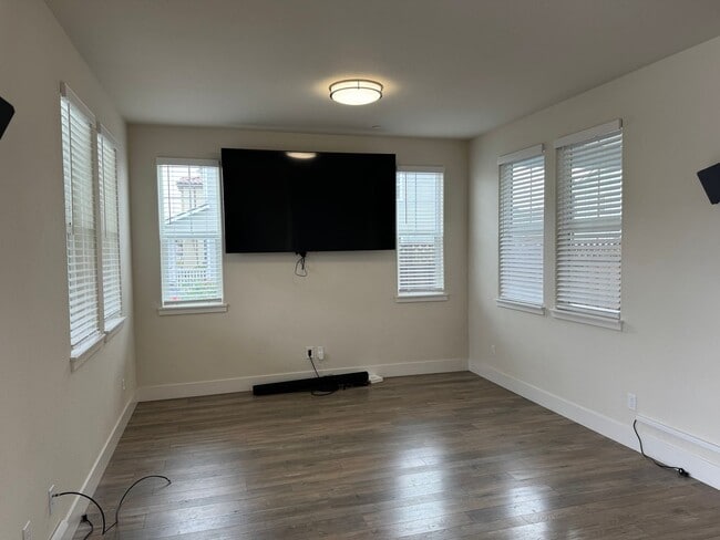 Building Photo - Wonderful Two Story 3 Bedroom Home Located in East Garrison