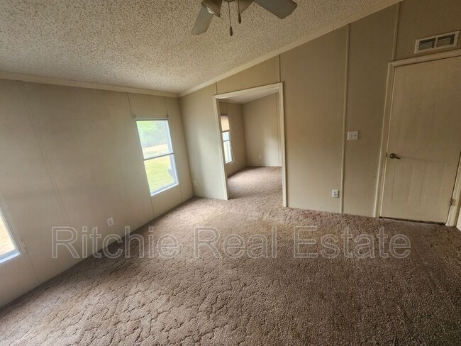 Building Photo - 6912 Esler Field Rd