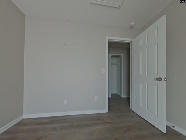 Building Photo - 3 Glen Knoll Ct