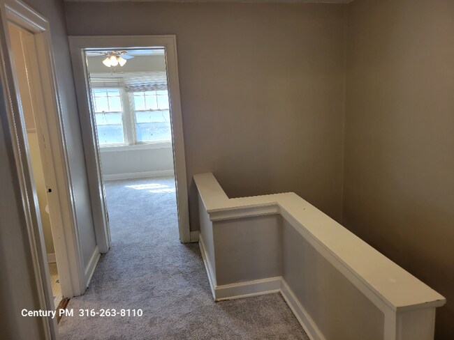 Building Photo - 3419 Edgemont St