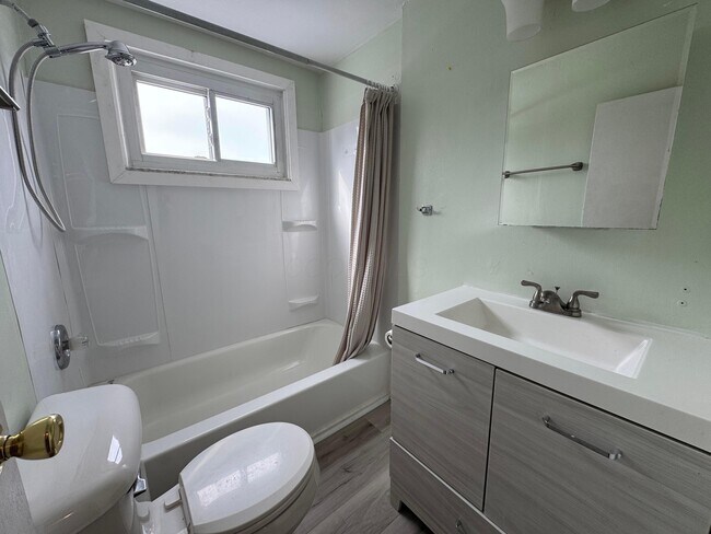 Building Photo - 4105 Elbern Ave