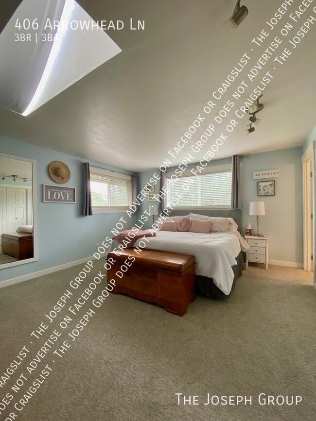 Building Photo - 406 Arrowhead Ln