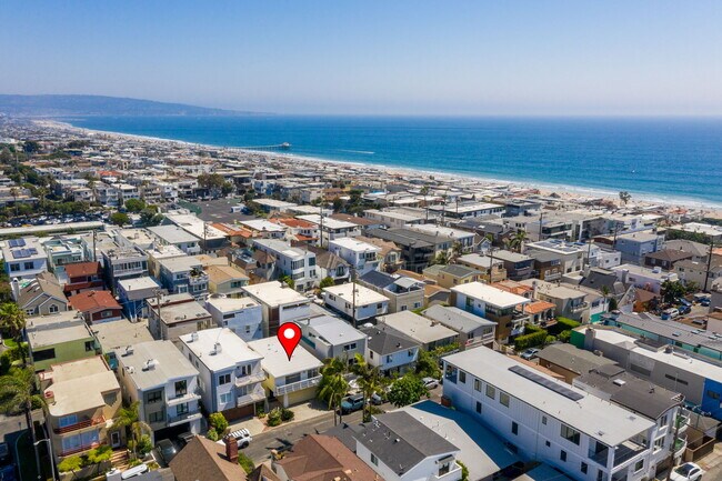 Building Photo - 464 28th St