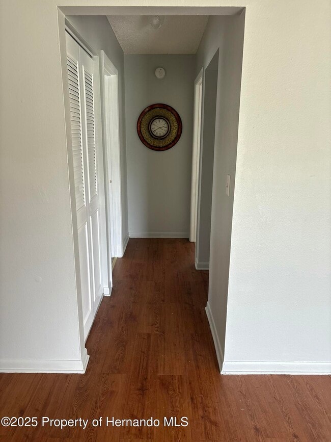 Building Photo - 10314 Usher St