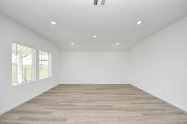 Building Photo - 40630 Balsam Run Ln