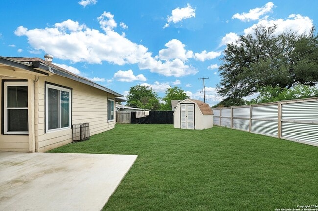 Building Photo - 358 Saratoga Dr