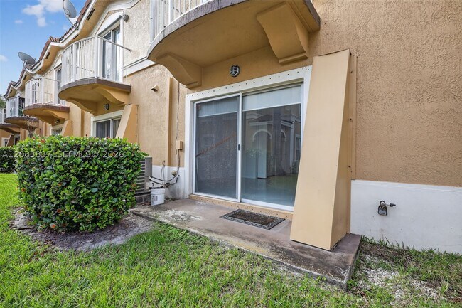 Building Photo - 12989 SW 30th Ct
