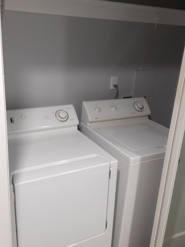 Building Photo - 121 E 29th St