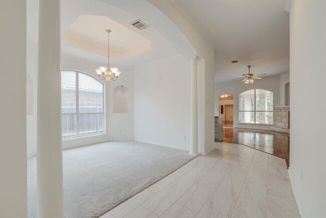 Building Photo - 3624 Malone Dr