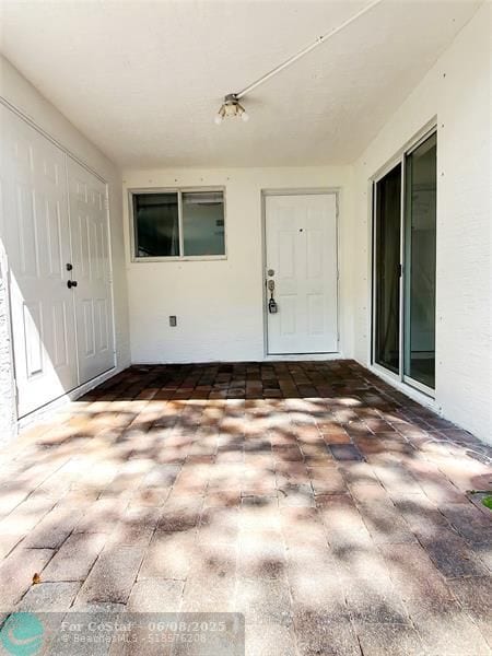 Building Photo - 11527 Royal Palm Blvd