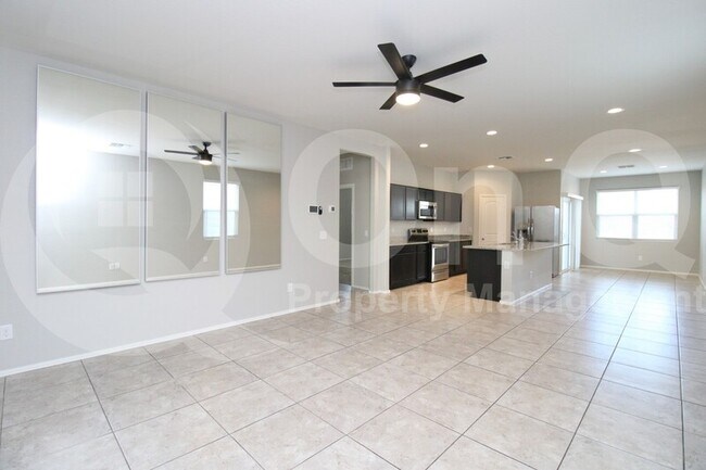 Building Photo - 36386 W Mallorca Ave