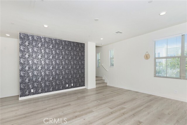 Building Photo - 148 Acamar