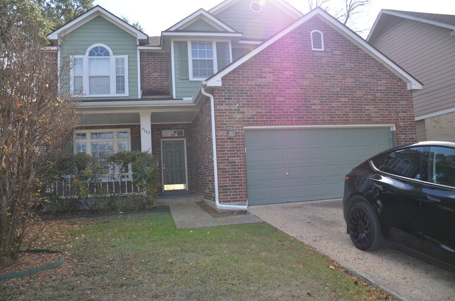 Building Photo - 9142 Maggie Ct