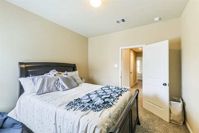 Building Photo - 111 Quail Meadow Dr